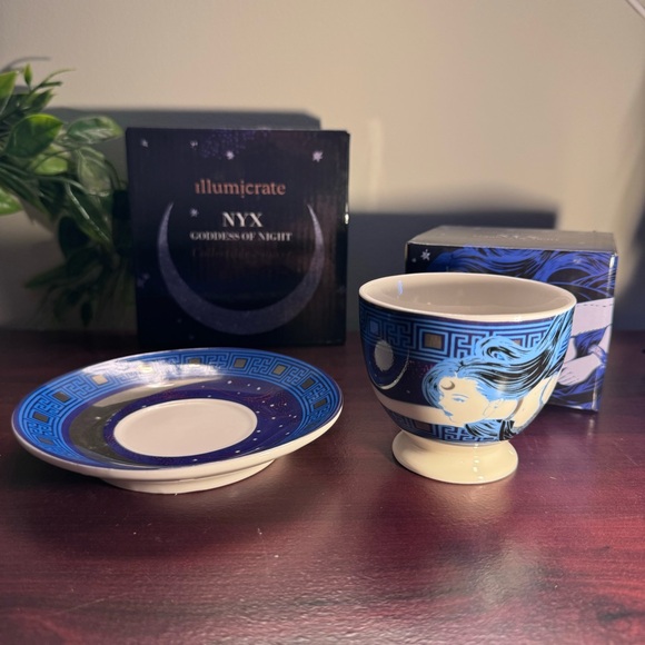 💡Illumicrate Nyx Teacup & Saucer - Picture 6 of 7